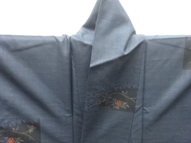  枝花模様織出し本場泥大島紬着物（5マルキ）